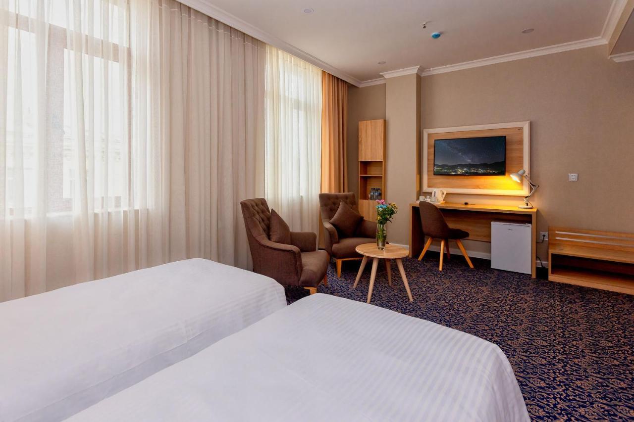 Golden City Hotel Baku Exterior photo