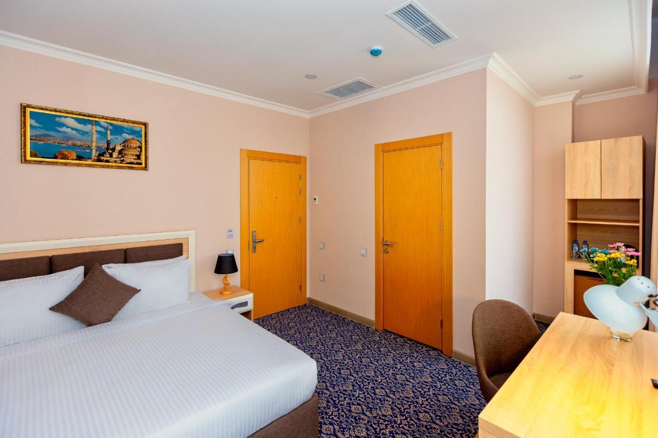 Golden City Hotel Baku Exterior photo
