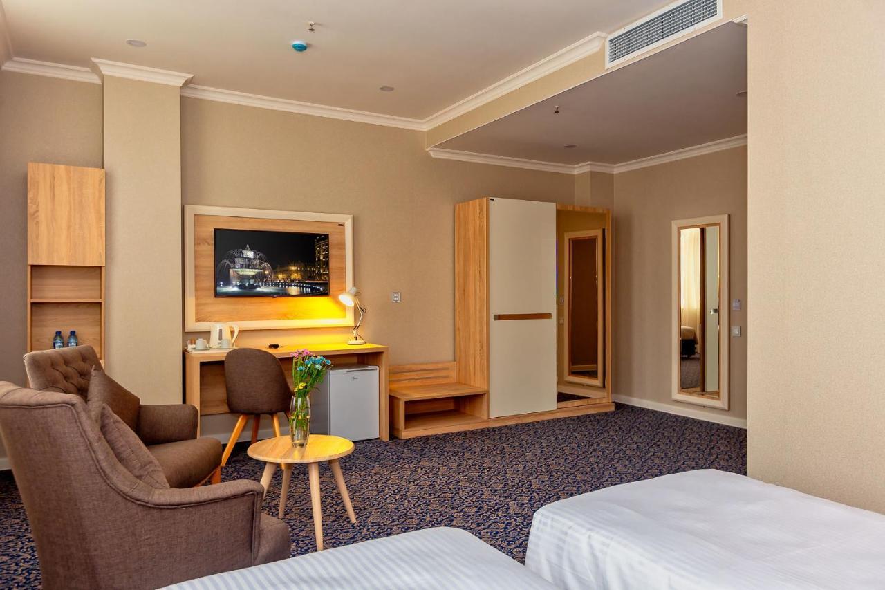 Golden City Hotel Baku Exterior photo